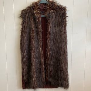 Funky and fun RXB faux fur vest size L